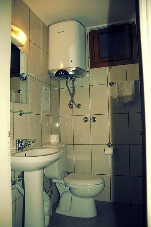 Ikont Hotel Gulluk Esterno foto